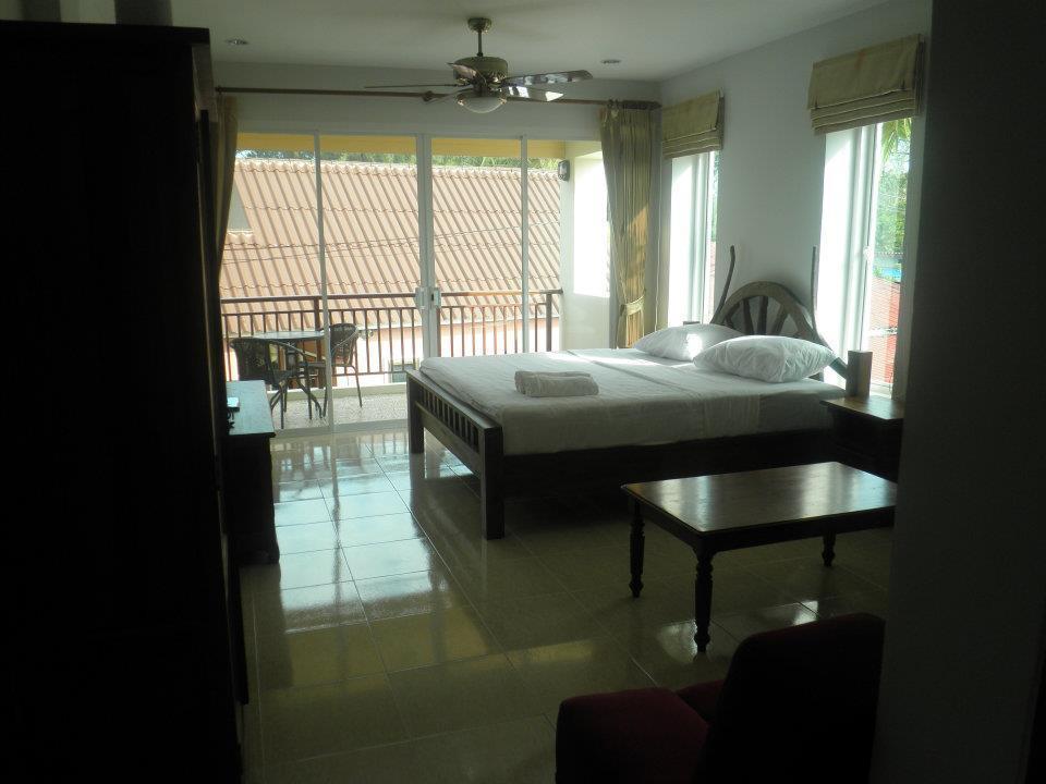 Baan Rosa Bangtao Beach Pantai Bang Tao Luaran gambar