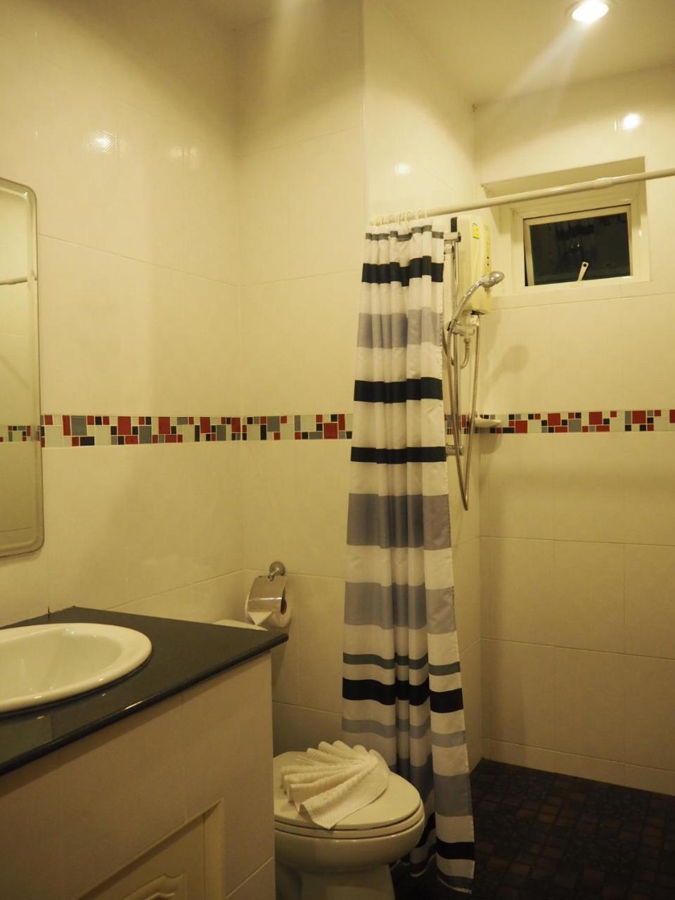 Baan Rosa Bangtao Beach Pantai Bang Tao Luaran gambar